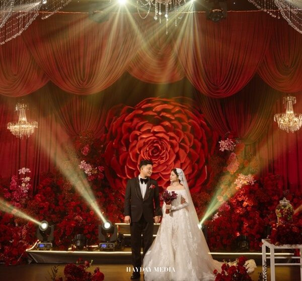 WHITE PALACE PHẠM VĂN ĐỒNG – RED & ROSE